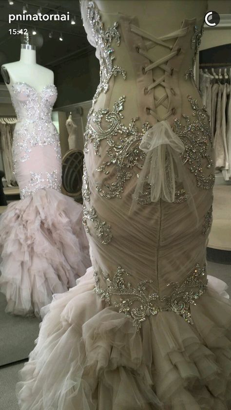 This Pina Tornai, Pnina Tornai Wedding Dress, Gown Designer, Bridal Gowns Vintage, Pnina Tornai, Trendy Wedding Dresses, Wedding Gowns Mermaid, Illusion Dress, Wedding Dresses Strapless