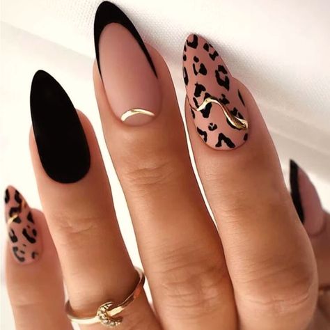 Black/Pink/Gold Matte Almond Shaped Long Nail Set. Set Contains 24 Pc Reusable Nails With Jelly Adhesive And Nail File. Very Unique And Elegant. New Leopard Nail Designs, Cheetah Nail Designs, Fake Nails Long, Long Press On Nails, Cheetah Nails, Leopard Print Nails, Leopard Nails, Animal Print Nails, Stick On Nails