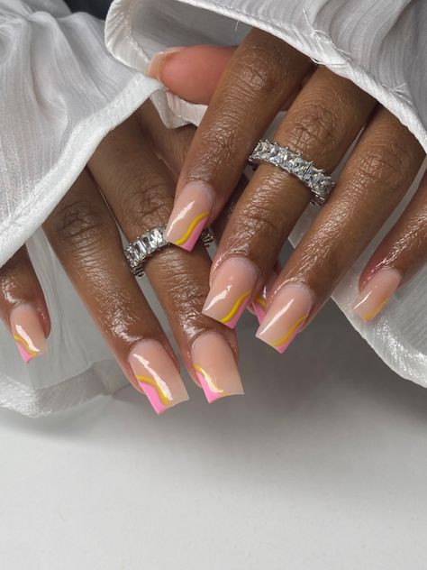 Summer nails Summer Nail Colors Black Women, Vacay Nails Black Women, Summer Nails 2024 Black Women, Short Summer Nails Black Women, Yellow Nails On Black Women, Best Acrylic Nails, Short Nails, Summer Nails, Nail Inspo