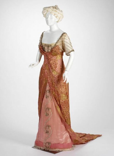 Early 20th Century Fashion, Risd Museum, Edwardian Gowns, House Of Worth, Gala Gown, Silk Evening Dress, 1910s Fashion, Edwardian Dress, 20th Century Fashion