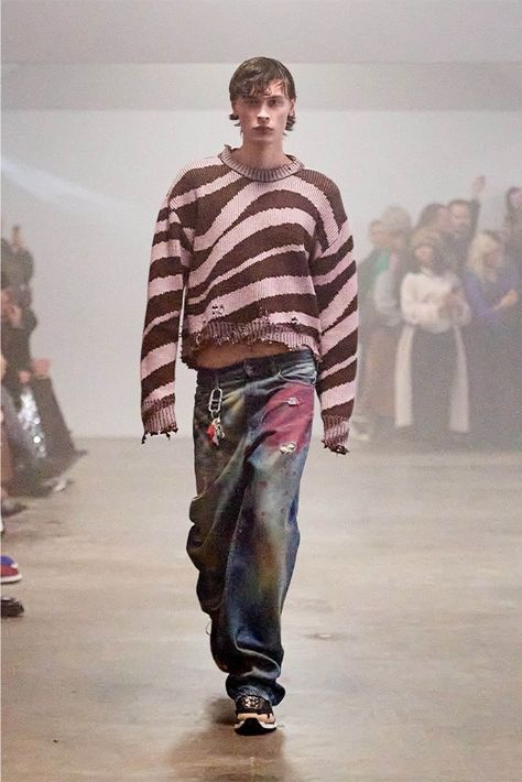 Hypebeast Fashion, Wood Clothes, Copenhagen Fashion, Dapper Gentleman, Sustainable Leather, Pinstripe Dress, Copenhagen Style, Copenhagen Fashion Week, Runway Trends