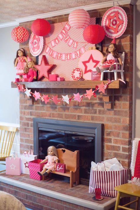 Doll Themed Birthday Party, Birthday Party 10, American Girl Birthday Party, American Girl Birthday, American Girl Parties, Girls Party Decorations, 9th Birthday Parties, Doll Party, Bday Girl