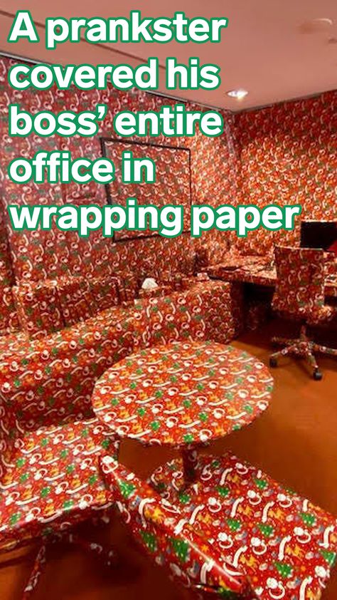 A prankster covered her boss' entire office in holiday wrapping paper, including his pens and spare change Office Prank, Office Pranks, Good Boss, Boss Office, Holiday Wrapping, Days Before Christmas, Spare Change, Holiday Wrapping Paper, Christmas Break