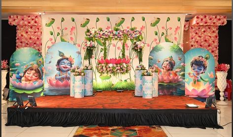 Simple Naming Ceremony Decorations, Name Ceremony Decoration, Cradle Ceremony Decorations, Baby Cradles, Fresh Wedding Makeup, Cartoons Krishna, Naming Ceremony Decoration, Small Wedding Decor, Maharashtrian Jewellery