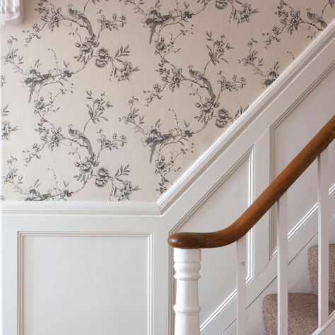 These smart stairway wall ideas will help you give your stairs a stylish update whilst making the most of valuable wall space Stairway Wall Ideas, Stairway Wall Decor, Hallway Wallpaper Ideas, Lambriseringen Gang, Stairway Wall, Stair Paneling, Hall Wallpaper, Hallway Colours, Hallway Wallpaper