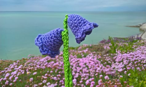 Crocheted Bluebells... Crochet Bluebells Pattern Free, Bluebell Crochet Pattern, Crochet Bluebell Free Pattern, Crochet Bell Flower Free Pattern, Crochet Bluebells, Coastal Crochet, Crochet Plants, Cat Crochet Pattern, Crochet Spring