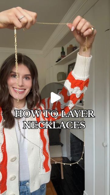 Rebecca Kahane Pankow on Instagram: "How to layer necklaces. Will you be trying this #hack ?" How To Wear Multiple Necklaces, How To Stack Necklaces, How To Layer Necklaces, Layered Necklaces Aesthetic, Necklace Layering Ideas, Stacking Necklaces, Sari Silk Jewelry, Layer Necklaces, Triple Layer Necklace