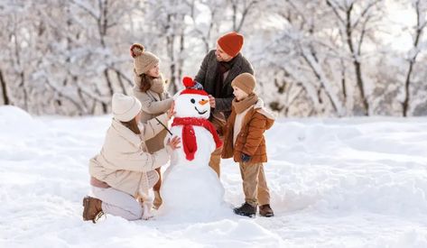 How To Build a Snowman — Make It Perfect Every Time - Parade: Entertainment, Recipes, Health, Life, Holidays Building Snowman, Activity Games For Kids, Snowy Field, Funny Snowman, Make A Snowman, Activities Games, Facts For Kids, Build A Snowman, Math Tricks