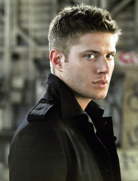 Dean Winchester Hair, Jensen Ackles Haircut, Jensen Ackles Hair, New Haircuts For Boys, Jesen Ackles, Benedict Sherlock, Jensen Ackles Supernatural, Supernatural Pictures, Supernatural Jensen