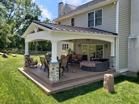 Custom Pecan TimberTech Deck / Vintage Porch - Berwyn, PA | 410 Sq Ft | Keystone Custom Decks Porche Vintage, Covered Patio Design, Patio Remodel, Outdoor Covered Patio, Vintage Porch, Patio Deck Designs, Deck Designs Backyard, Backyard Pavilion, Custom Decks