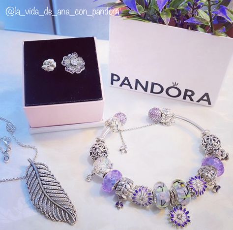 #pandora #pandorabracelet #pandoracharms #jewelry #jewelryforwomen #silverjewellery #purple Purple Pandora Charms, Purple Pandora Bracelet, Purple Pandora, Pandora Spring, Pandora Purple, Pandora Bracelet Charms Ideas, Gum Flavors, Pandora Bracelet Designs, Spring Purple