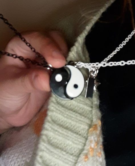 Yin Yang Necklace Couple, Yin Yang Couple, Yin Yang Necklace, Friendship Necklace, Friendship Necklaces, Yin And Yang, On My Mind, Couple Aesthetic, Yin Yang