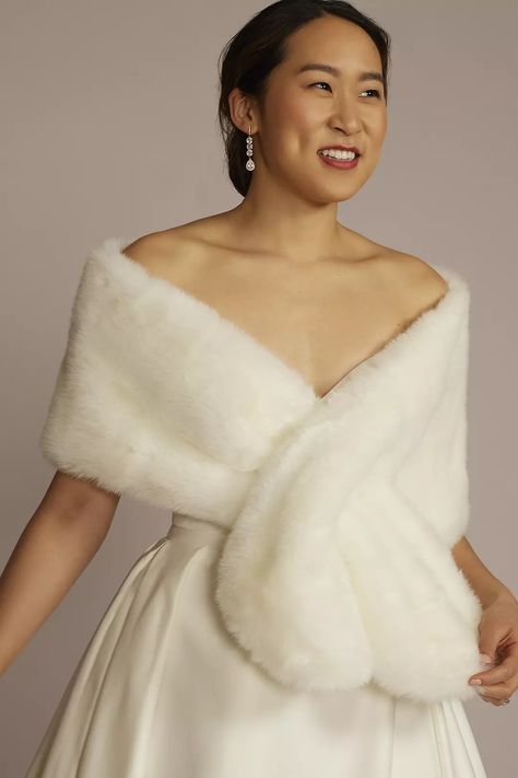 Jackets & Wraps - David's Bridal Pull-Through Faux-Fur Shoulder Wrap Style # OW2137 – View Image 1 Faux Fur Wrap, Shoulder Wrap, Pull Through, Book An Appointment, Formal Looks, Davids Bridal, View Image, Wrap Style, One Shoulder Dress