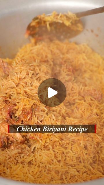 CJ Food Fest on Instagram: "Chicken Biriyani Recipe Ingredients: Basmati rice - 1kg (half boiled) Chicken - 1kg Onion - 400g Tomato - 400g Green chilli - 5-7 Coriander & Mint leaves - one handful Curd - 200g Ginger - 100g Garlic - 100g Oil - 100ml Ghee - 100ml Cinnamon - 5g Cloves - 5g Cardamom - 5g Chilli powder - 2tbsp Salt - as required Water - 1litre Follow @cj_foodfest for more tasty recipes 😊 [Biriyani love, biriyani recipe, dum biriyani, chicken biryani, tasty chicken biryani, south Indian food, tasty recipe, non veg recipe] #biryani #chickenrecipe #chickenbiriyani #southindianfood #easycooking #biriyani_love #dumbiryani #tastyfoods #sundayspecial #nonvegrecipes #foodloversindia #famousfood #indianfood #explorefood #trendingfood #cjfoodfest" Best Biryani Recipe Chicken, Non Veg Recipes Indian Chicken, South Indian Cooking Recipes, Biriyani Cooking, Chicken Biryani Recipe Indian, South Indian Food Recipes, South Indian Chicken Recipes, Biryani Recipe Video, Biriyani Recipes