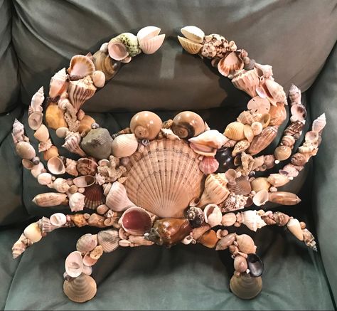 Beach Crafts Diy, Seashell Art Diy, Shell Animals, Sea Shells Diy, Beach Themed Crafts, Seashell Decor, Oyster Shell Crafts, Art Coquillage, Seashell Projects