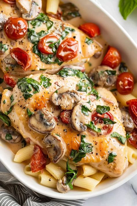 Creamy Baked Tuscan Chicken Baked Tuscan Chicken Casserole, Baked Italian Chicken, Italian Baked Chicken Breast, Italian Baked Chicken, Tuscan Chicken, Italian Chicken, Creamy Spinach, Cozy Meals, Soup Dinner