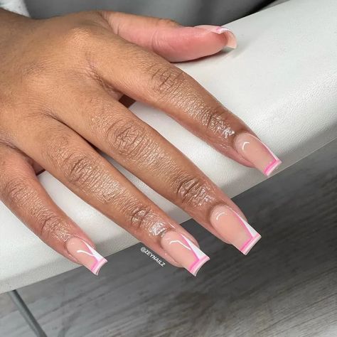 Acrylic Nails On Black Women, Nail Designs On Black Women, Nails Design For Black Women, Braider Nails, Simple Nail Designs Acrylic, Vacay Nails, Fye Nails, Toenail Art, Pink Tip Nails