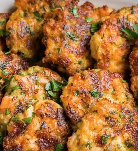 More Than Recipes | Shrimp Cakes with Lemon Aioli😋👌 Cakes With Lemon, Shrimp Cakes, Recipes Shrimp, Lemon Aioli, Budget Friendly Recipes, Aioli, Shrimp Recipes, Budget Friendly, Seafood