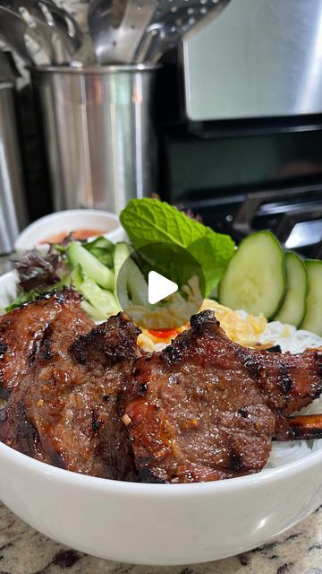 Joedy Tran on Instagram: "BÚN THỊT NƯỚNG  GRILLED LEMONGRASS LAMB CHOP VERMICELLI NOODLE BOWL. Shoutout to Mary cause she ain’t got no lamb no more #heffaaclub  Simple but delicious 😋  Marinade the meat with 1 cup of my all purpose marinate. Recipe pinned on the reels section. If you don’t have it. Here’s one from scratch  Recipe: • 2-3 lbs lamb chops  • 1/4cup fish sauce (3 crabs 🦀) • 3 tablespoon light soy sauce  • 2 tablespoon minced garlic  • 1/4 cup chopped green onion (optional) • 1/3 cup finely chopped lemon grass (more if prefer) • 2 tablespoon cooking oil  • 3 tablespoon sugar  • 2 tablespoon honey  • 1 teaspoon msg (optional) • 1 teaspoon ground pepper  Mix well until sugar dissolved. Marinate for 7-8 hrs. Best overnight in the refrigerator.  Scroll back a post for the dipping Lamb Sirloin Recipes, Marinate Recipe, Vermicelli Noodle Bowl, Lamb Loin Chop Recipes, Lamp Chops, Sirloin Recipes, Yummy Nummies, Beef Ham, Lamb Loin Chops