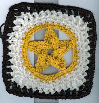 http://www.ravelry.com/patterns/library/pentacle-granny-square-solid-and-two-tone Pentacle Granny Square, Pentagram Crochet Pattern, Witchy Crochet Granny Square, Alien Granny Square Pattern, 3d Crochet Granny Squares, Pentagram Granny Square, Witch Granny Square, Creepy Granny Square, Gothic Granny Square Crochet Pattern