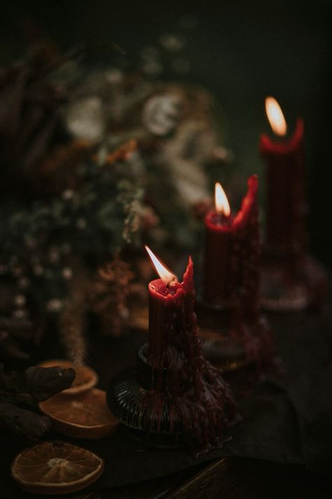 Witchy Academia, Dark Cottage Core, Vintage Wedding Table, Dark Christmas, Candle Aesthetic, Season Of The Witch, Witch House, Red Candles, Witch Aesthetic