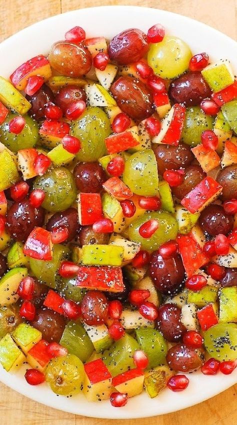 Fruit Salad With Apples, Fruit Salad With Honey, Winter Fruit Salad, Honey Lime Dressing, Delicious Paleo Recipes, Holiday Side Dish, Fruit Salad Easy, Poppy Seed Dressing, Winter Fruit