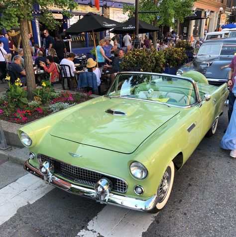 1956 Ford Thunderbird Won Car and Driver's Auto-Show Award. The classic two-seater -- with manual gearbox -- topped a huge field at the annual Rolling Sculpture event in Ann Arbor. Thunderbird Car, 1956 Ford Thunderbird, Ford Thunderbird Convertible, Thunderbird Convertible, Boulevardier, Corvette Zr1, Chevy Corvette, Ford Thunderbird, Cars Movie