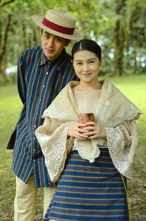 💙 Modern Filipino Fashion, Filipino Clothing Traditional, Barot Saya Traditional Dresses, Filipino Traditional Clothing Male, Panuelo Filipiniana, Filipino Literature, Philippines National Costume, Filipino Outfits, Philippine Costume