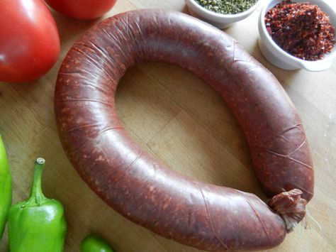 Anduli Sausage, Turkish Sausage, Diy Turkey Sausage, Serbian Sausage, Eckrich Sausage, Home Made Sausage, Beef Sausage, Turkish Food, Spicy Beef