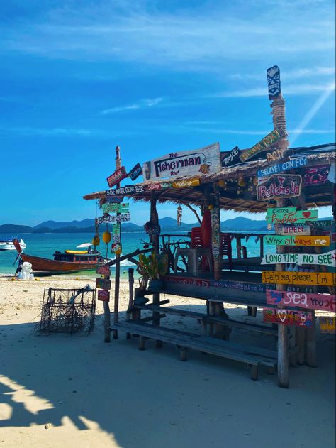 phi phi islands cute aesthetic bar Islands Thailand, Vacation Instagram, Phi Phi Islands, Gap Year Travel, Manu Chao, Thailand Beach, Thailand Vacation, Island Bar, Thailand Holiday