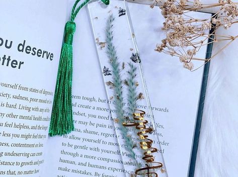 𝐑𝐞𝐬𝐢𝐧 𝐀𝐫𝐭 𝐒𝐆 🌿🌼 on Instagram: "⁣ Handmade bookmarks are a unique gift idea for any special occasion and they will make the perfect gift for everyone this Christmas. 🥰⁣ .⁣ .⁣ .⁣ #resinbookmark #giftideas #christmas" Handmade Bookmarks, Bookmarks Handmade, Resin Art, Different Styles, For Everyone, Special Occasion, Unique Gifts, Perfect Gift, Christmas