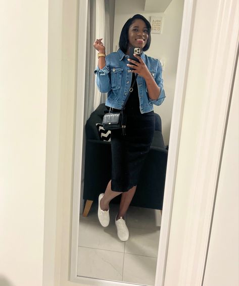 Simple black bodycon dress paired with a jean jacket and sneakers. The dress and jacket are from SHEIN Black Dress Jean Jacket, Jean Jacket Outfits, Dress With Jean Jacket, Blue Jean Jacket, Black Bodycon Dress, Basic Outfits, Jean Outfits, Jean Jacket, Skirt Outfits