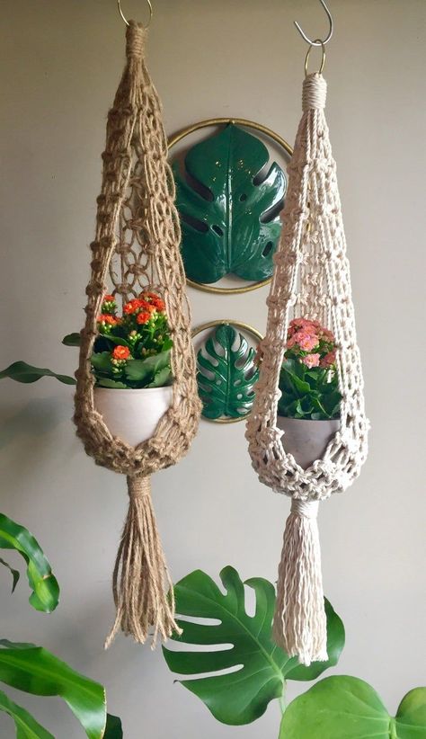 Vintage Plant Hanger, Crochet Plant Hanger, Macrame Plant Hanger Tutorial, Macrame Plant Hanger Patterns, Macrame Hanging Planter, Diy Macrame Plant Hanger, Macrame Wall Hanging Patterns, Diy Plant Hanger, Macrame Plant Holder