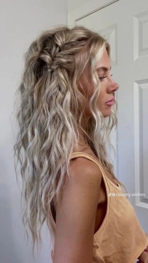 Beachy Waves Hair, Waves Hair, Beachy Waves, Elegant Hairstyles, Hair Waves, Wedding Hair, Wedding Hairstyles, Hair Makeup, My Style