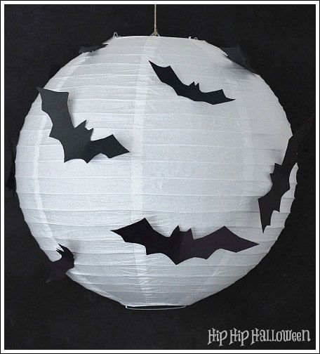 White Paper Lanterns, Holiday Lanterns, Paper Lanterns Diy, Lantern Craft, Halloween Party Decoration, I Love Halloween, White Lanterns, Adornos Halloween, Halloween Lanterns