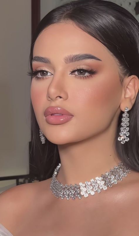 Glam Bride Makeup, Classy Makeup, Glam Wedding Makeup, Prom Eye Makeup, Formal Makeup, Glossy Makeup, Simple Makeup Looks, Wedding Makeup Looks, Fancy Makeup