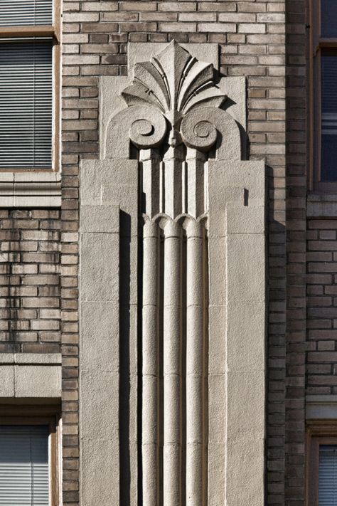 Art Deco Architectural Details, Art Deco Column Design, Art Deco Pillar, Art Deco Column, Art Deco Arquitectura, Art Deco Panel, Art Deco Houses, Parisian Art, Streamline Moderne