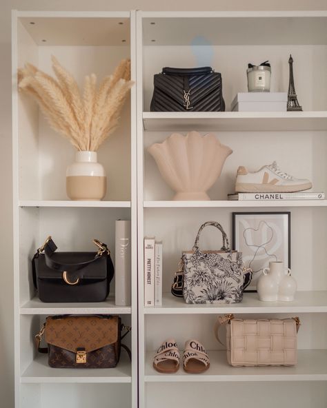 Luxury Handbag Storage, Handbag Display Closet, Bag Shelf Display Bedroom, Bag Shelves, Bag Shelf, Luxury Paper Bag, Bedroom Transformation, Shelf Inspiration, Handbag Display