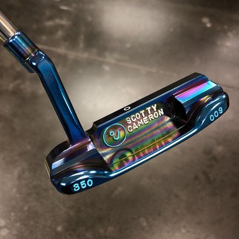 Golf Headz on Instagram: “🙌🙌🙌 Scotty Cameron Carbon 009 Circle J in Blue Pearl finish. #theartofputting #circlej #scottycameron #scottycameronputterstudio 📸:…” Scotty Cameron Putter, Golf Putters, Scotty Cameron, Golf Tees, Blue Pearl, Golf Equipment, Golf Clubs, Golf, On Instagram