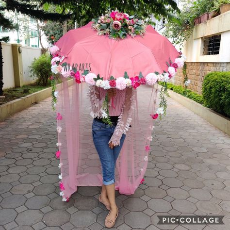 Decorative Umbrella For Wedding, Bridal Umbrella Decorations, Haldi Umbrella Decor, Umbrella Decorations Wedding, Umbrella Decoration Ideas, Flower Umbrella, Haldi Ceremony Decorations, Bridal Umbrella, Wedding Umbrella