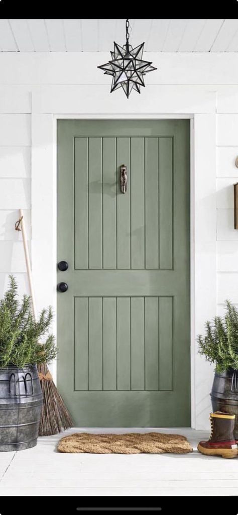 Moss Green Front Door, Green Front Doors, Decor 2023, Door Colors, Front Door Colors, Green Door, Front Entrances, Vintage Door, Door Color