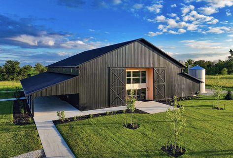 Barndominium Event Center, Metal Wedding Venue Building, Metal Building Event Venues, Event Building Ideas, Metal Building Wedding Venues, Barndominium Event Space, Venue Bar Ideas, Event Center Ideas, Event Center Floor Plans