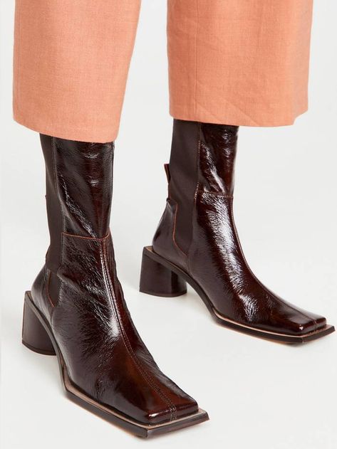 The 30 Best Square-Toe Boots We're Wearing This Season | Who What Wear Brown Square Boots, Vintage Square Toe Boots, Square Boots Outfit, Square Toe Boots Outfit, Brown Square Toe Boots, Womens Square Toe Boots, Square Toed Boots, Chealsea Boots, Square Boots