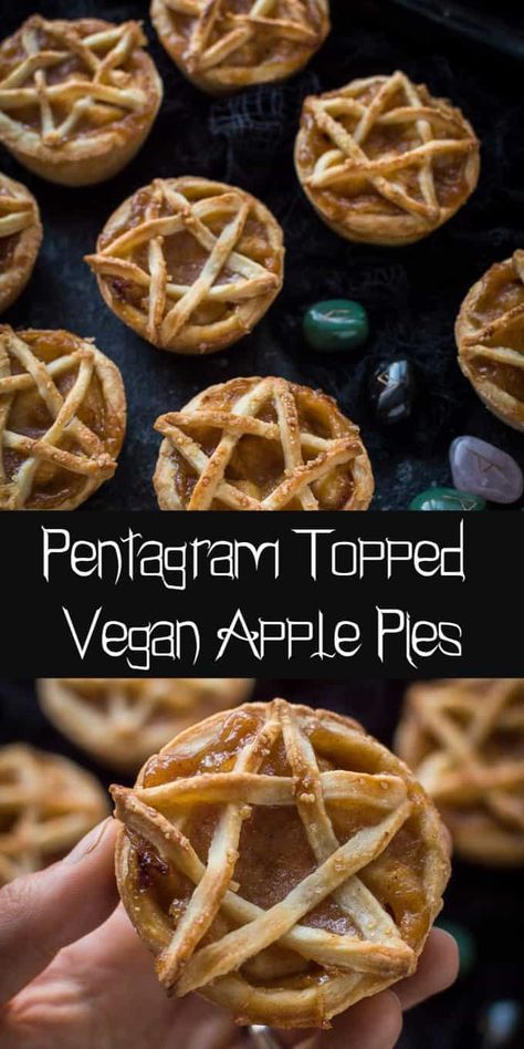 . Spooky Vegetarian Food, Vegan Dessert Halloween, Vegan Spooky Snacks, Vegan Halloween Snacks For Party, Apple Pie Halloween, Vegetarian Halloween Recipes, Vegan Halloween Food For Party, Halloween Vegan Snacks, Vegan Samhain Recipes