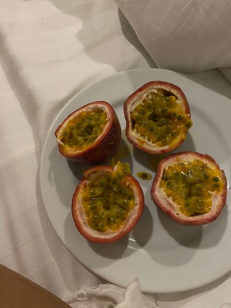 Passion Fruit Aesthetic, Fruit Paradise, Fruit Aesthetic, Food Displays, Healthy Foodie, Favorite Candy, Tropical Fruits, Passion Fruit, Nom Nom