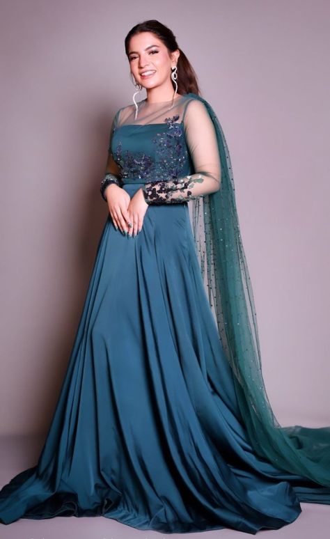 Simple Frock Design, Long Frock Designs, Latest Bridal Dresses, Girls Long Dresses, Flowy Maxi Skirts, Pakistani Wedding Outfits, Desi Fashion Casual, Style Guru, Pakistani Fancy Dresses