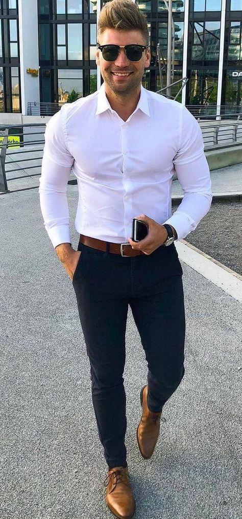 Navy Pants Men, Mens Dress Outfits, Mens Business Casual Outfits, Navy Chinos, White Shirt Men, White Polo Shirt, Brown Shoes, White Polo, Interview Outfit