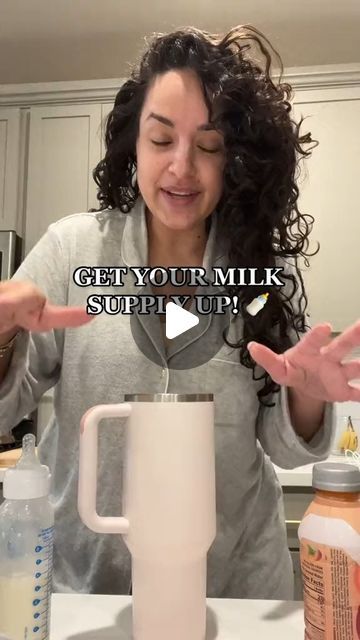 Pumply on Instagram: "How to get your milk supply up in one day!! 🍼

Share your go-to drink recipes in the comments and let's exchange some great recipes!

Use the code IG10 to save 10% on Pumply Pumps.

A special thanks to 'yamimufdi_' from TikTok! 💖

#breastfeadingmomma #lactation #lactationdrink #lactationdrinks #milk #milksupply #milksupplybooster #milksupplyhack #pumply" Breastfeeding Drinks Milk Supply, Lactation Drinks Recipes, Body Armor Drink Breastfeeding, Lactation Drinks, Best Electrolyte Drink, Hydrating Drinks, Electrolyte Drink, From Tiktok, Milk Supply