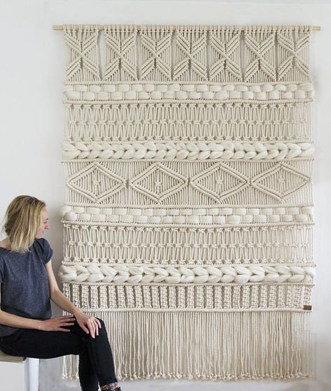 Mural Macrame, Macrame Inspiration, Macrame Wall Hanging Large, Makramee Diy, Macrame Tapestry, Macrame Wedding, Macrame Wall Hanging Diy, Macrame Wall Hanging Patterns, Macrame Curtain