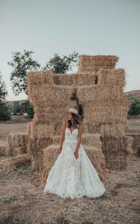 Summer Wedding Dresses and Bridal Gowns - Essense of Australia All Who Wander Wedding Dress, Unique Boho Wedding Dress, Boho Wedding Gowns, Essense Of Australia, All Who Wander, Bohemian Bridal, Bohemian Bride, Modern Bridal, Summer Wedding Dress